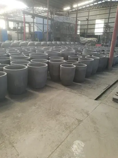 Silicon Carbide Khuôn Graphite Nấu Chảy với Nhiệt Độ Cao - Dung Tích 250kg và 350kg