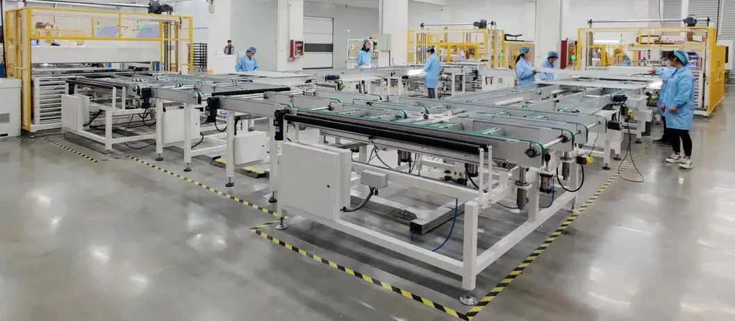 Pin mặt trời trên lưới - Giải pháp hiệu quả với tấm pin cao cường lực và trong suốt hình ảnh 17-description