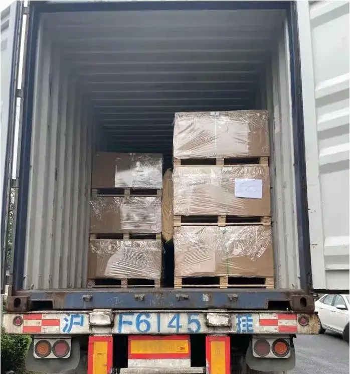 Các mẫu cửa trang trí nội thất bằng gỗ hiện đại đa dạng hình ảnh 23-description