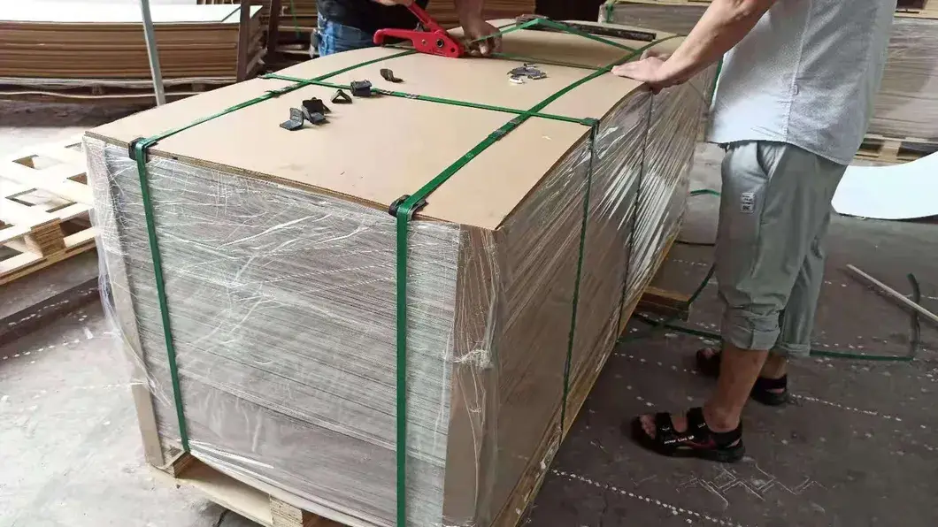 Các mẫu cửa trang trí nội thất bằng gỗ hiện đại đa dạng hình ảnh 21-description