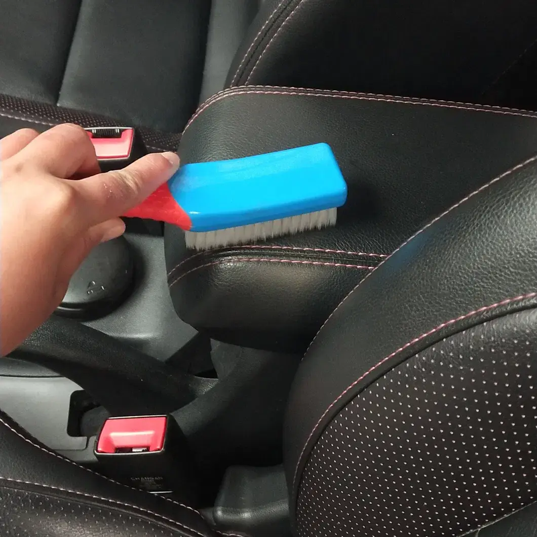 Chất lượng: Cọ Xe Nano với Tay Cầm Silicone Chống Trượt cho Nội Thất Ô Tô hình ảnh 12-description