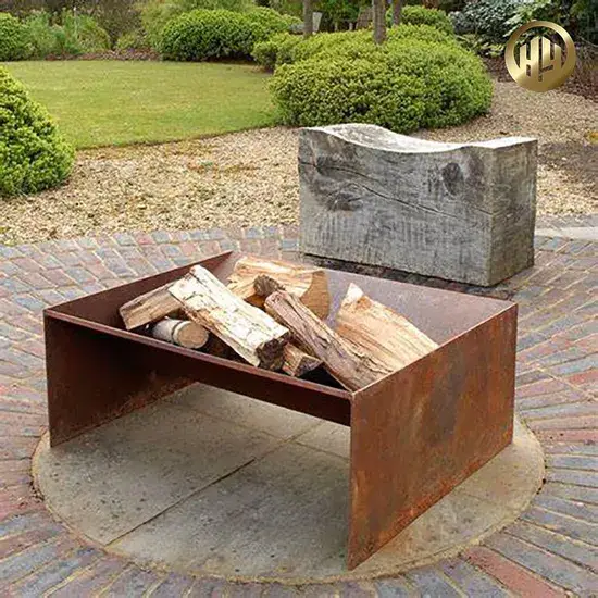 Bếp Lửa Hình Chữ Nhật Bằng Thép Corten Lò Nướng Gỗ Phù Hợp Cho BBQ và Cắm Trại