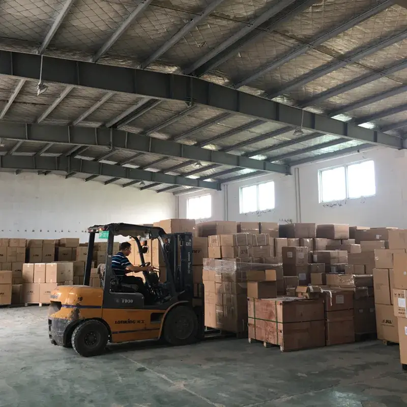 Băng đeo tay thể dục thiết kế độc đáo, được tùy chỉnh logo, phù hợp cho việc rèn luyện sức khỏe hình ảnh 16-description