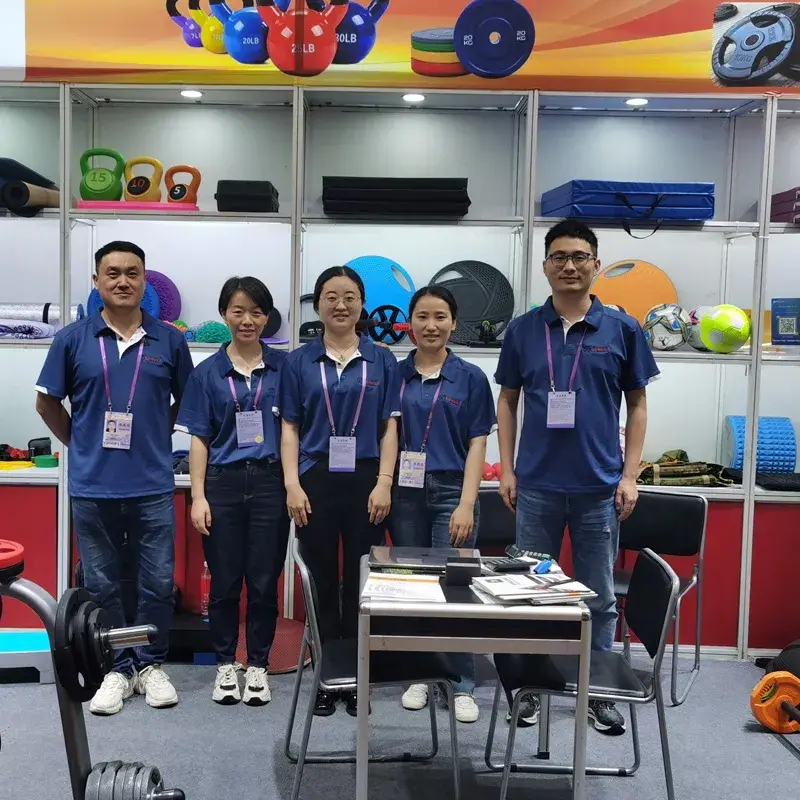 Băng đeo tay thể dục thiết kế độc đáo, được tùy chỉnh logo, phù hợp cho việc rèn luyện sức khỏe hình ảnh 23-description