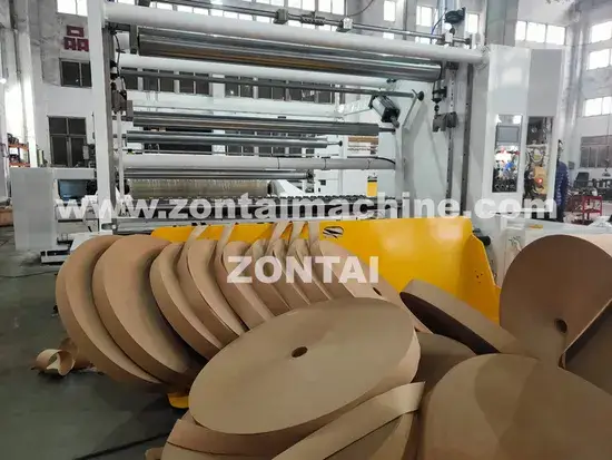 Máy cắt cuộn giấy jumbo với hiệu suất vượt trội