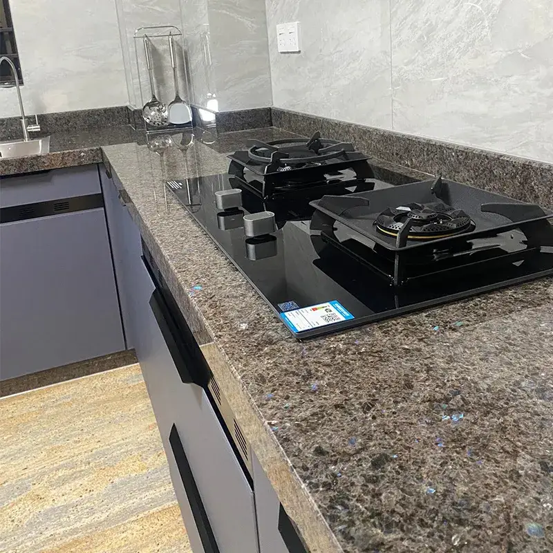 Đá hoa cương cổ Labrador - lựa chọn hoàn hảo cho không gian bếp của bạn