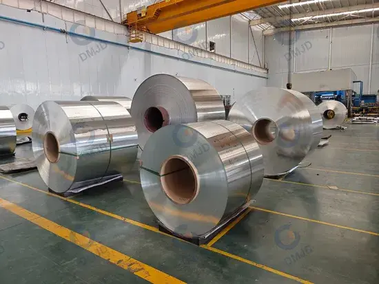 Cuộn Nhôm 1235 Xuất Khẩu: Sản Phẩm Nhôm Lớn với Độ Dày 35 Micron
