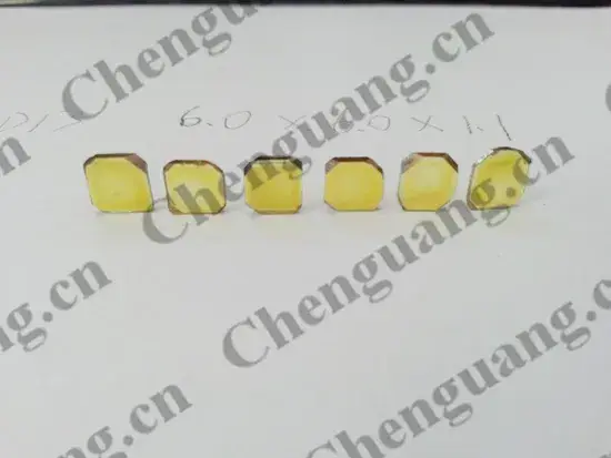 Tấm kim cương tổng hợp: lựa chọn kích thước lớn cho trải nghiệm sang trọng