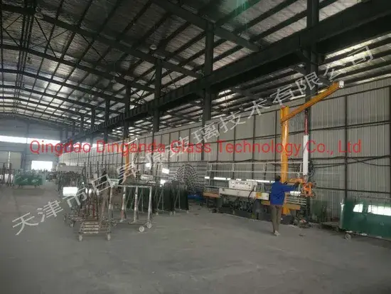 Băng tải kính thiết bị nâng vật liệu chất lượng cao