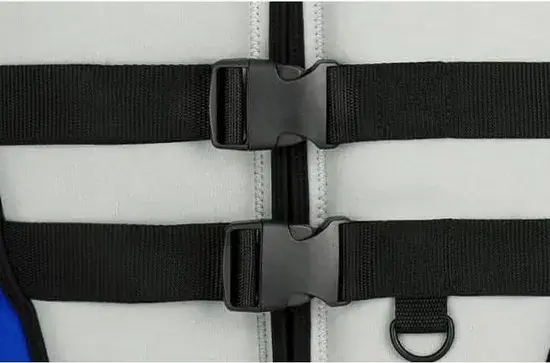 Áo phao chất lượng cao từ neoprene và foam EPE, phù hợp cho hoạt động bơi lội và lướt sóng
