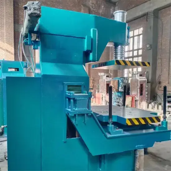 Máy đúc khuôn cát cho sản xuất nắp hố ga và kim loại