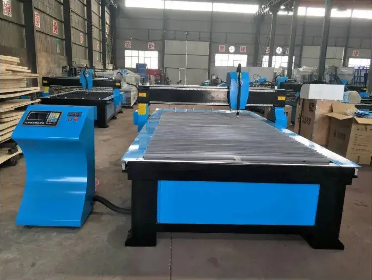 Máy cắt CNC plasma thép carbon chất lượng cao / Máy cắt plasma CNC 20mm phổ biến trong sản xuất