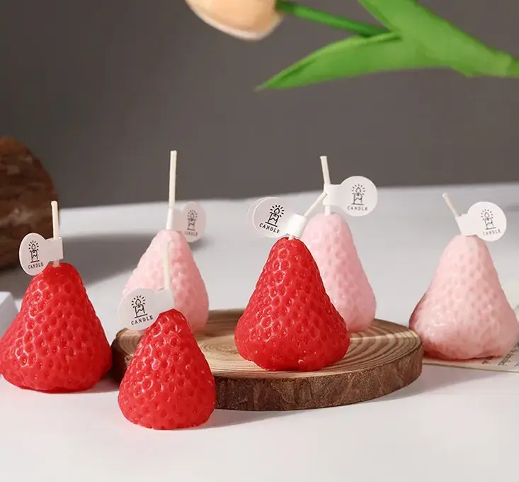 Được sản xuất trực tiếp - Nến thơm hình dâu tây với hương ngọt ngào hình ảnh 13-description