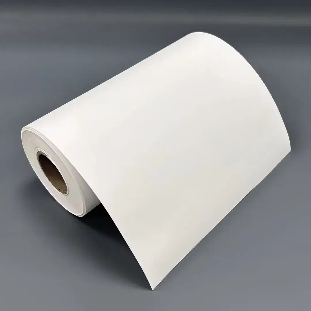 Cuộn nhãn dán phim PP tổng hợp màu trắng mờ, chống nước, phù hợp cho máy in phun, có tính năng tự dính