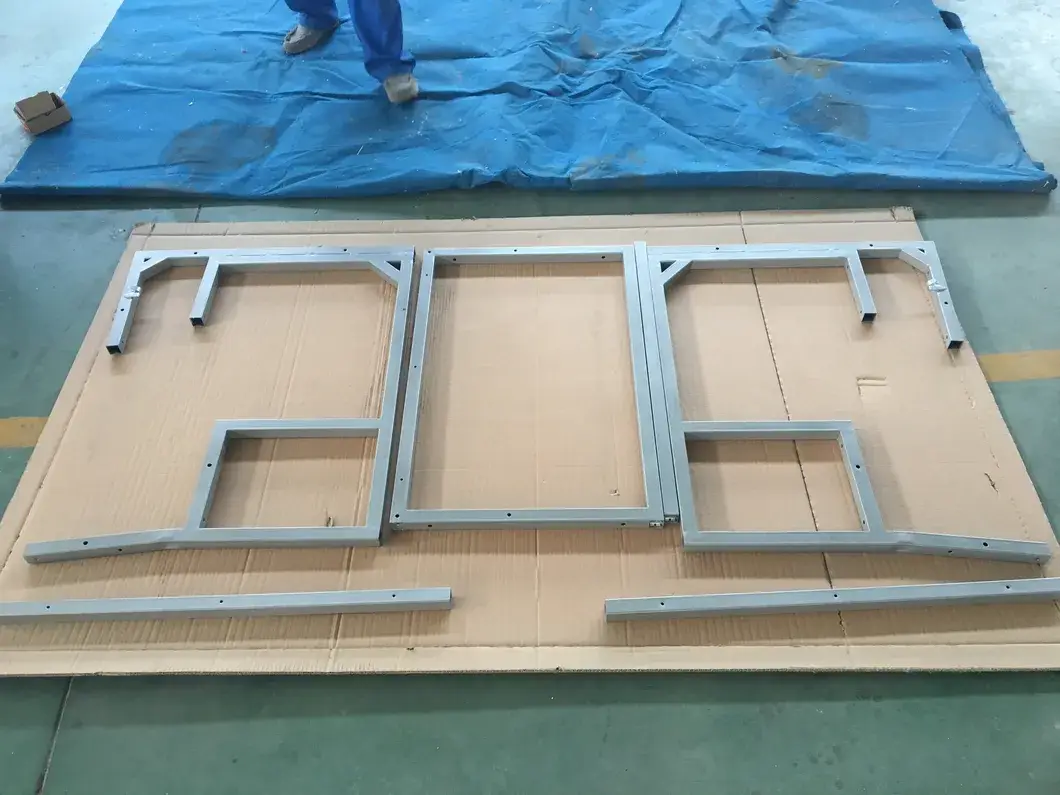 Bàn trẻ em và ghế làm từ melamine hiện đã có mặt trên thị trường hình ảnh 18-description