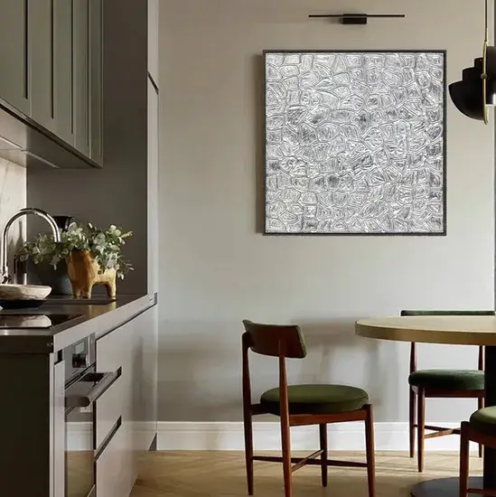 Thiết kế độc đáo cho tranh treo tường - Tạo điểm nhấn nghệ thuật với kết cấu kim loại đặc biệt