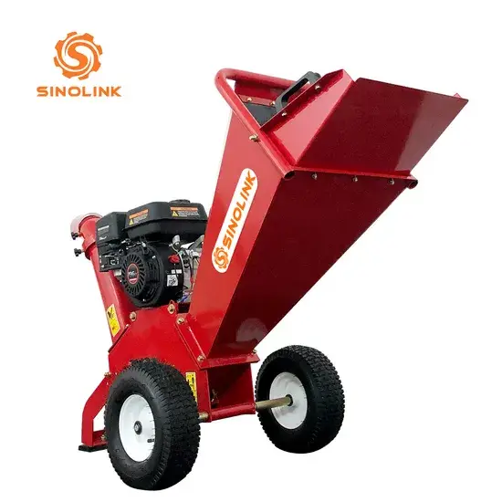Máy băm gỗ di động 6.5HP: Sử dụng thùng xăng và bánh xe lớn off-Road