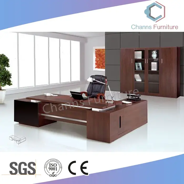 Bàn làm việc phong cách cho văn phòng và không gian làm việc
