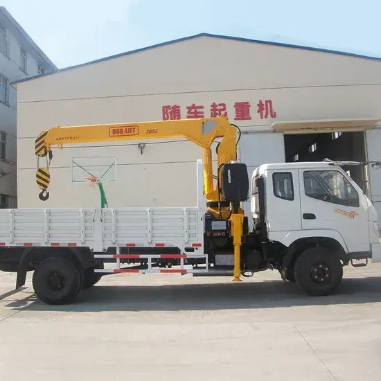 Cần cẩu xe tải 5 tấn có cần thẳng lắp đặt sẵn với dịch vụ tốt