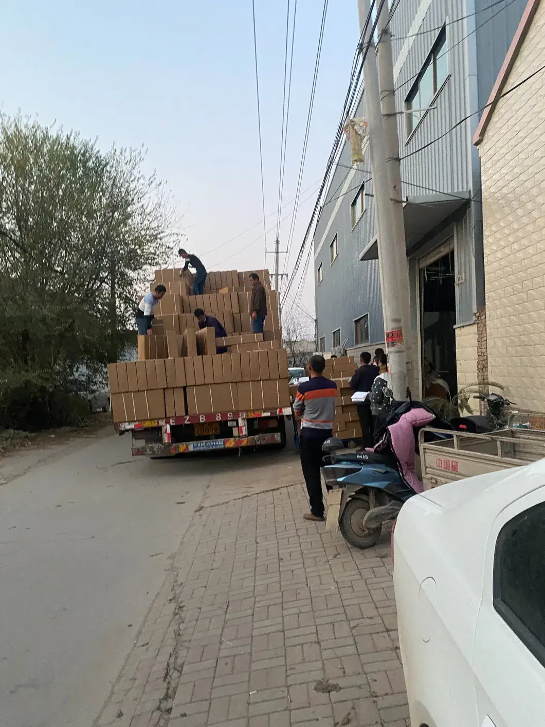 Chọn mua ghế ăn trẻ em đa chức năng với khả năng điều chỉnh, xoay và di chuyển dễ dàng hình ảnh 19-description
