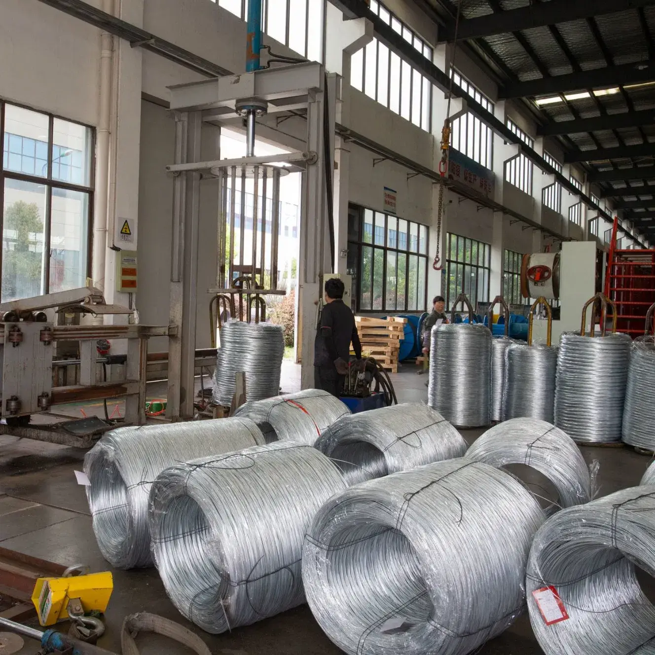Móng tay và lưới, dây thừng và hàng rào, thanh thép không gỉ và dây buộc mạ kẽm: Sản phẩm chất lượng cao
