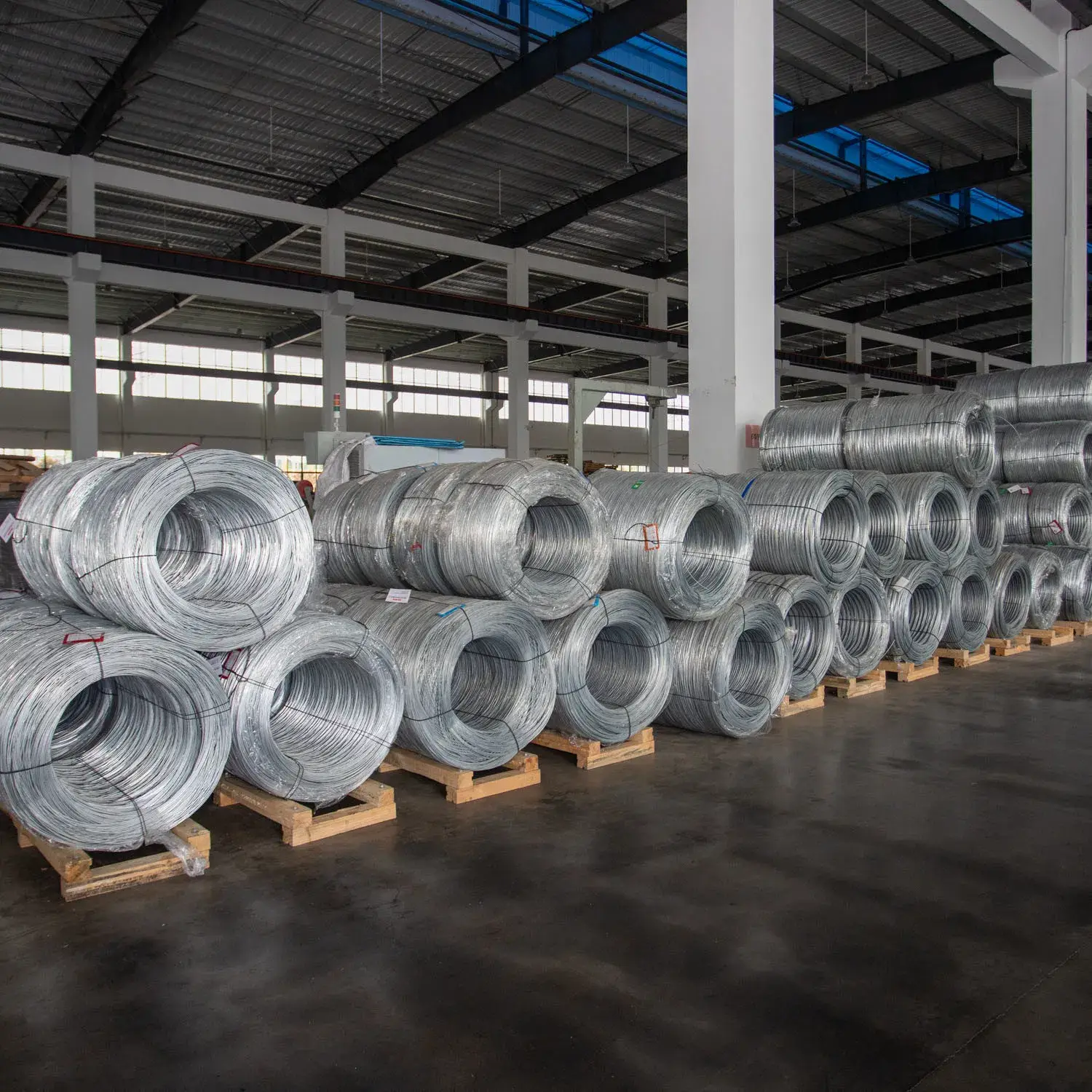 Móng tay và lưới, dây thừng và hàng rào, thanh thép không gỉ và dây buộc mạ kẽm: Sản phẩm chất lượng cao