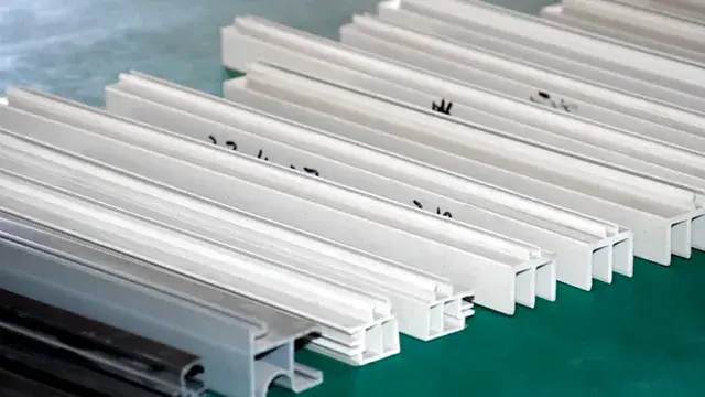 Thanh nhựa PVC ép đùn theo yêu cầu với thiết kế L và nhựa ABS ép đùn mới hình ảnh 19-description