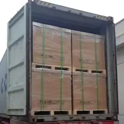 Bảng pin năng lượng mặt trời Trung Quốc với thiết kế pallet và hộp gỗ tuân theo tiêu chuẩn quốc tế ISO