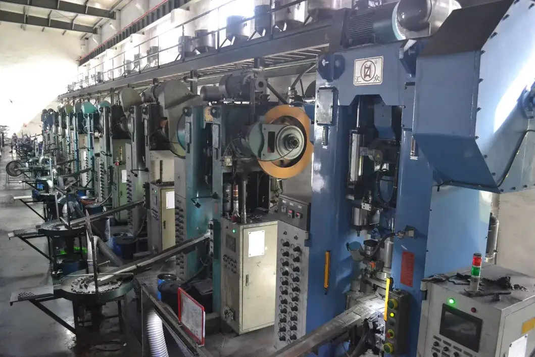 Thiết bị tay điều khiển trên với liên kết ổn định mới nhất hình ảnh 19-description