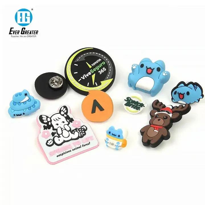Đơn vị sản xuất OEM & ODM tạo huy hiệu cao su PVC mềm nổi với logo hoạt hình 2/3D độc đáo