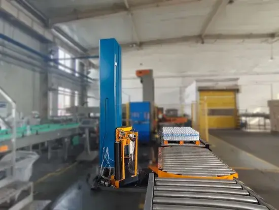 Máy quấn tự động trực tuyến với công nghệ hiện đại, giúp đóng gói sản phẩm bằng màng co một cách nhanh chóng hình ảnh 1-description