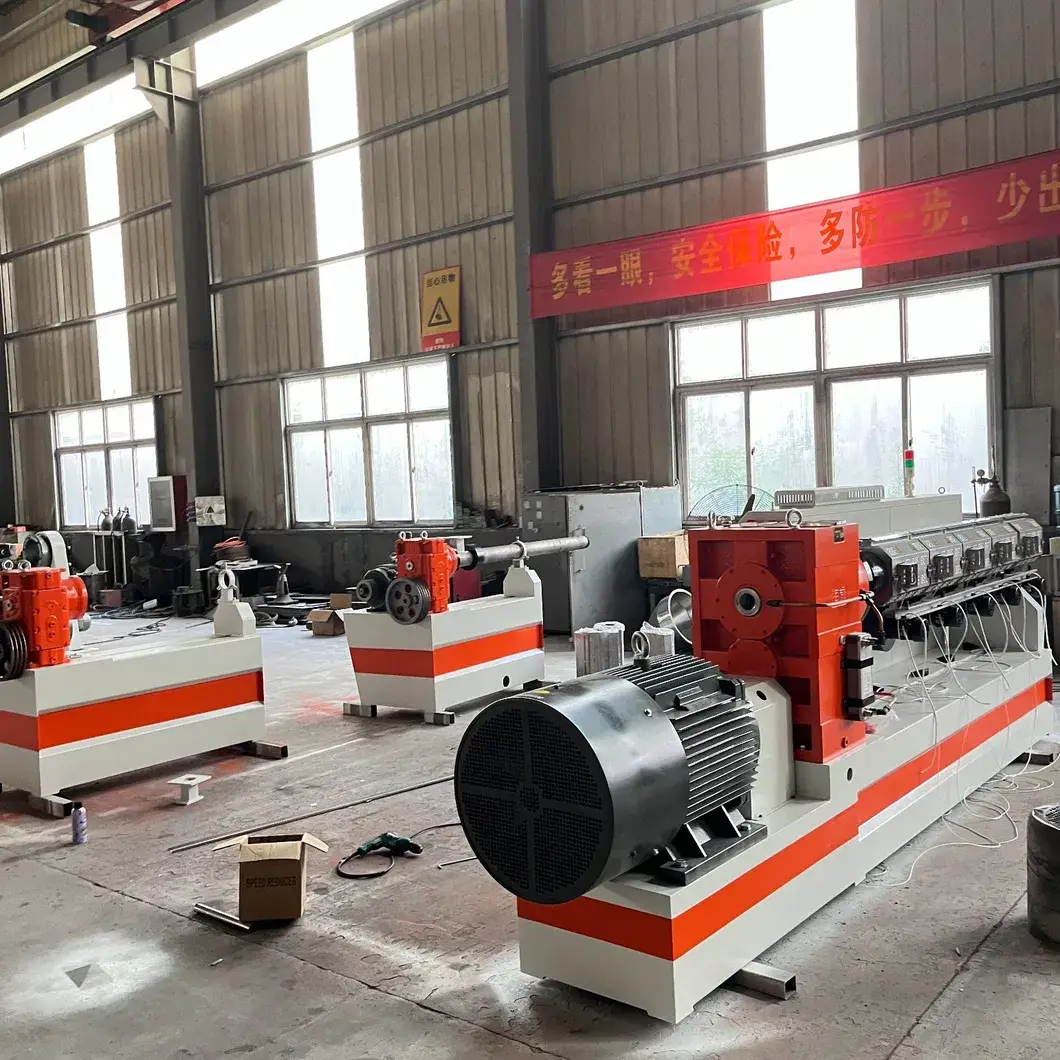 Máy ép ống uống từ nhựa phân hủy sinh học - Giải pháp sản xuất hiệu quả hình ảnh 31-description