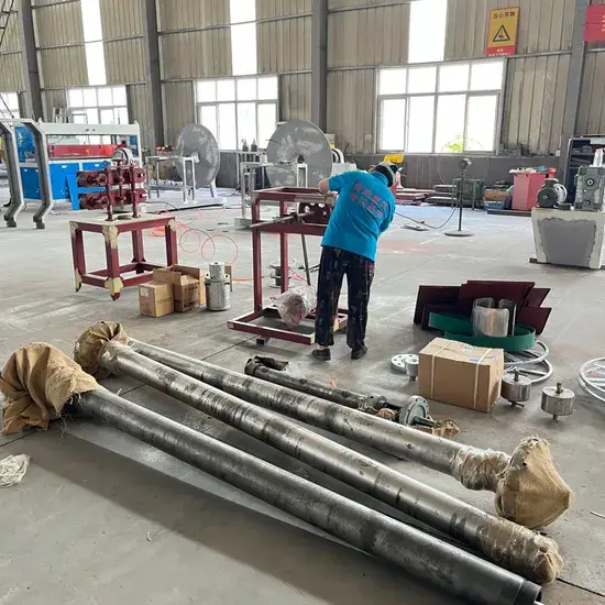 Máy ép ống uống từ nhựa phân hủy sinh học - Giải pháp sản xuất hiệu quả