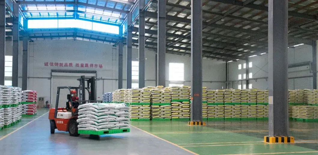 Nhựa PVC nguyên chất loại nhũ dùng để sản xuất vật liệu đóng gói với chất lượng tốt hình ảnh 15-description