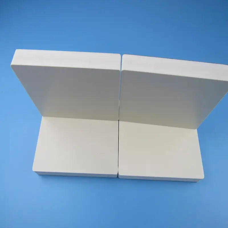 Tấm PVC chất lượng cao, đa dạng màu sắc và kích thước