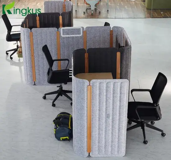 Vách ngăn bàn làm từ sợi polyester, giảm tiếng ồn trong văn phòng