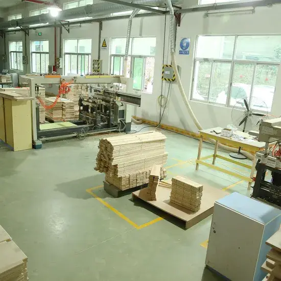 Đồ nội thất trẻ em bằng gỗ cho lớp học mẫu giáo và trường mầm non hiện đại
