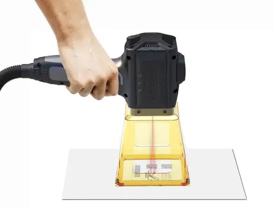 Máy khắc laser di động quang học sợi kim loại cho nhu cầu sản xuất