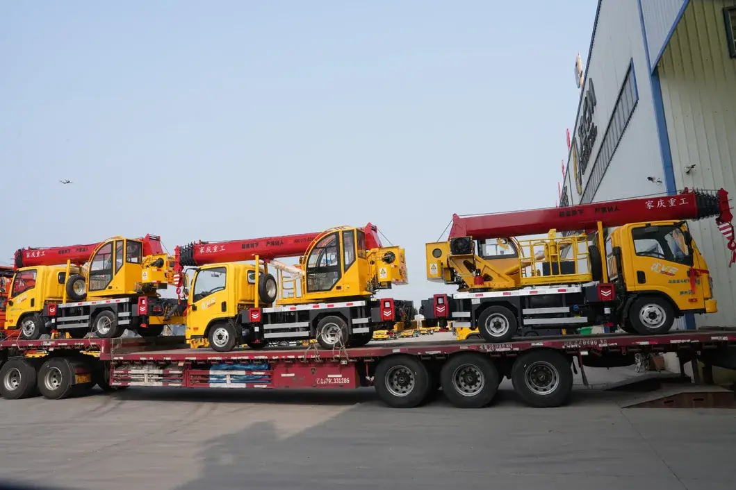 Xe nâng cần cẩu chạy bằng dầu diesel, đạt tiêu chuẩn CE, hoạt động hiệu quả tại độ cao 28 mét hình ảnh 26-description