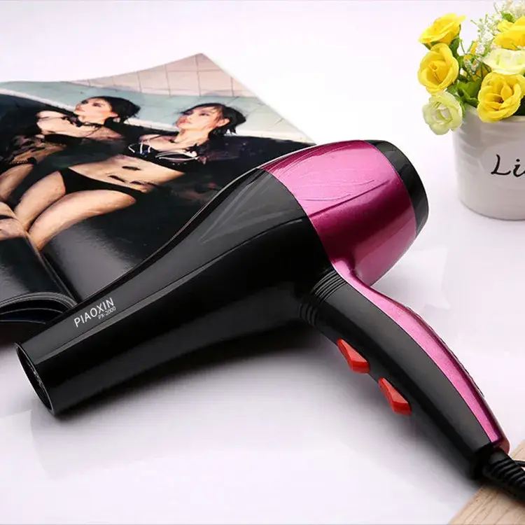 Máy sấy tóc gia đình công suất mạnh, với chế độ gió nóng và lạnh, duy trì nhiệt độ ổn định