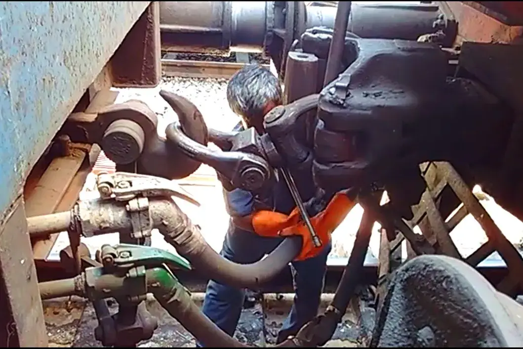 Bộ phận mặt bích được sản xuất chính xác bằng công nghệ CNC cho các ứng dụng tùy chỉnh hình ảnh 16-description