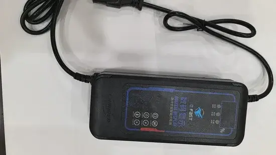 Ổn định xe đạp điện với sạc ắc quy chì chuyên nghiệp từ nhà máy 73V3a 72V20ah