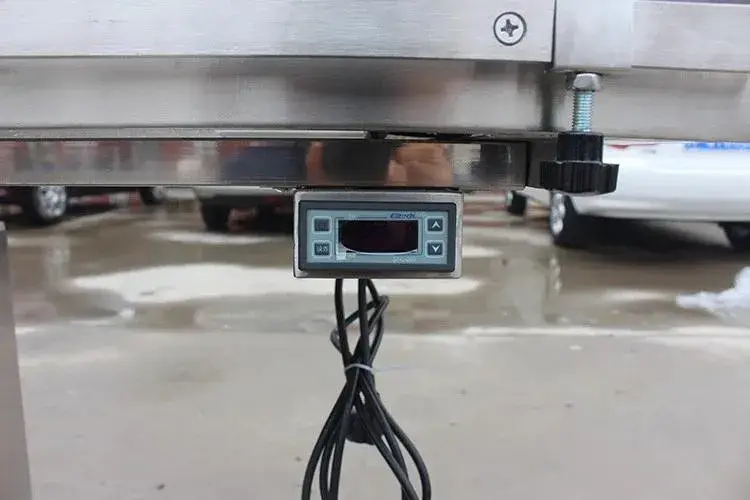 Bàn phẫu thuật thú y chất lượng cao, bàn kiểm tra nhiệt độ và bàn inox cho thú y hình ảnh 15-description