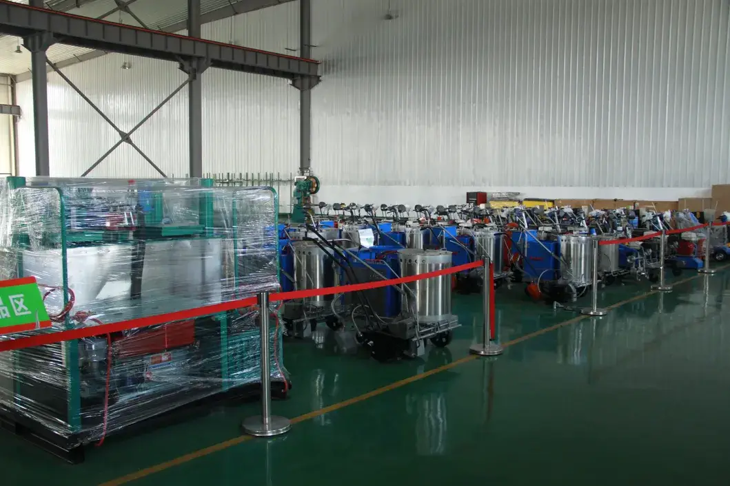 Máy đánh dấu đường RF-655 sử dụng công nghệ nóng chảy tự hành hình ảnh 15-description