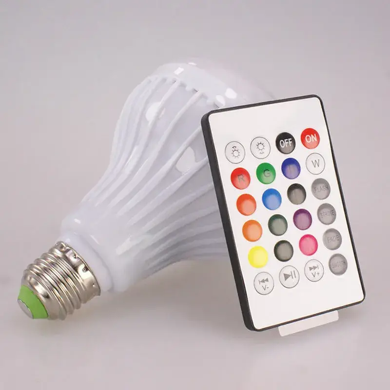 Bóng đèn LED thông minh phát nhạc với khả năng điều chỉnh đèn RGB và thay đổi màu sắc ánh sáng