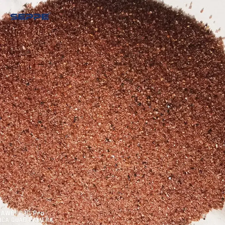 Cát garnet đỏ - Giải pháp hoàn hảo cho công việc phun cát và cắt bằng nước
