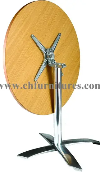 Bàn tiệc gập tròn kích thước 6FT phù hợp cho tiệc cưới và sự kiện tại khách sạn