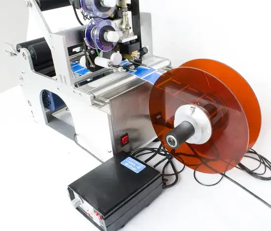 Máy dán nhãn chai tròn Mt-50c với công nghệ mã hóa hiện đại