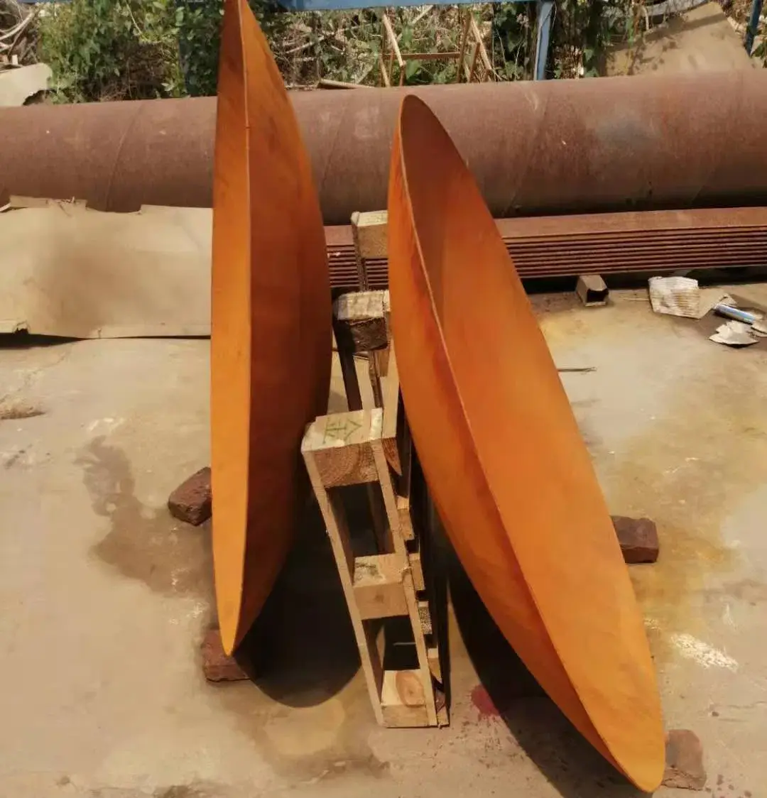 Lò Sưởi Được Làm Từ Thép Corten, Kiểu Dáng Chóp Gỉ, Phong Cách Ngoại Thất, Kích Thước 120cm