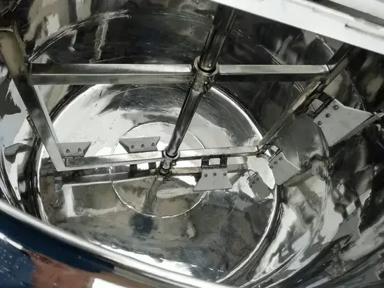 Bồn trộn và gia nhiệt thép không gỉ vệ sinh cánh khuấy hiệu quả